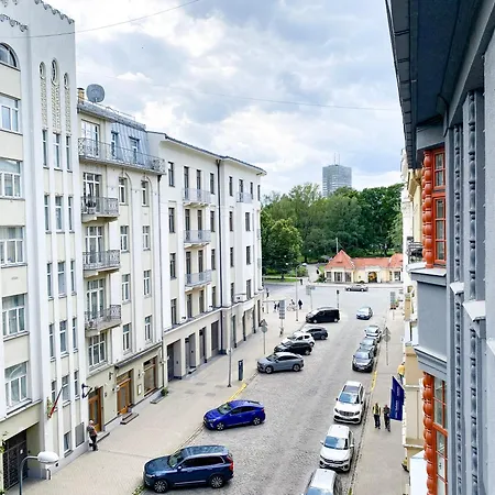 Apartment Spacious 2-story Apt. W/ Terrace - 280 M2 Riga