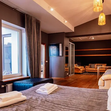 Apartment Spacious 2-story Apt. W/ Terrace - 280 M2 Riga