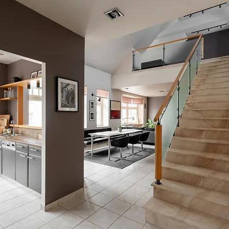 Spacious 2-story Apt. W/ Terrace - 280 M2 *