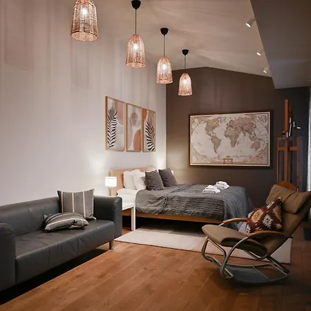 Spacious 2-story Apt. W/ Terrace - 280 M2