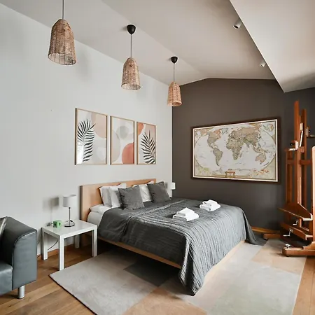 Apartman Spacious 2-story Apt. W/ Terrace - 280 M2 Riga