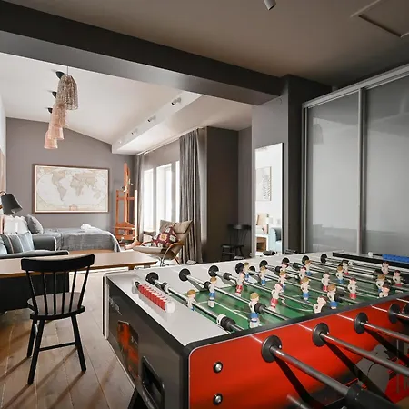 Spacious 2-story Apt. W/ Terrace - 280 M2 *