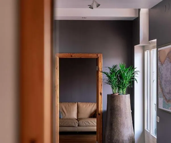 Dzīvoklis Spacious 2-story Apt. W/ Terrace - 280 M2 Riga