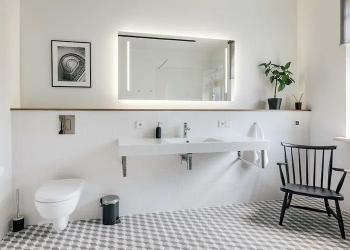 Spacious 2-story Apt. W/ Terrace - 280 M2 Dzīvoklis Riga