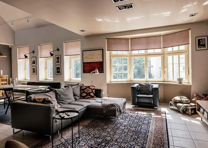 Spacious 2-story Apt. W/ Terrace - 280 M2 *