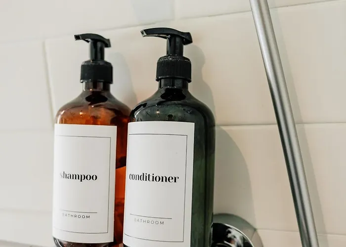 Dzīvoklis Spacious 2-story Apt. W/ Terrace - 280 M2