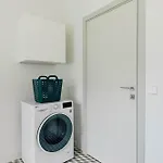 Spacious 2-story Apt. W/ Terrace - 280 M2 Апартаменты Рига